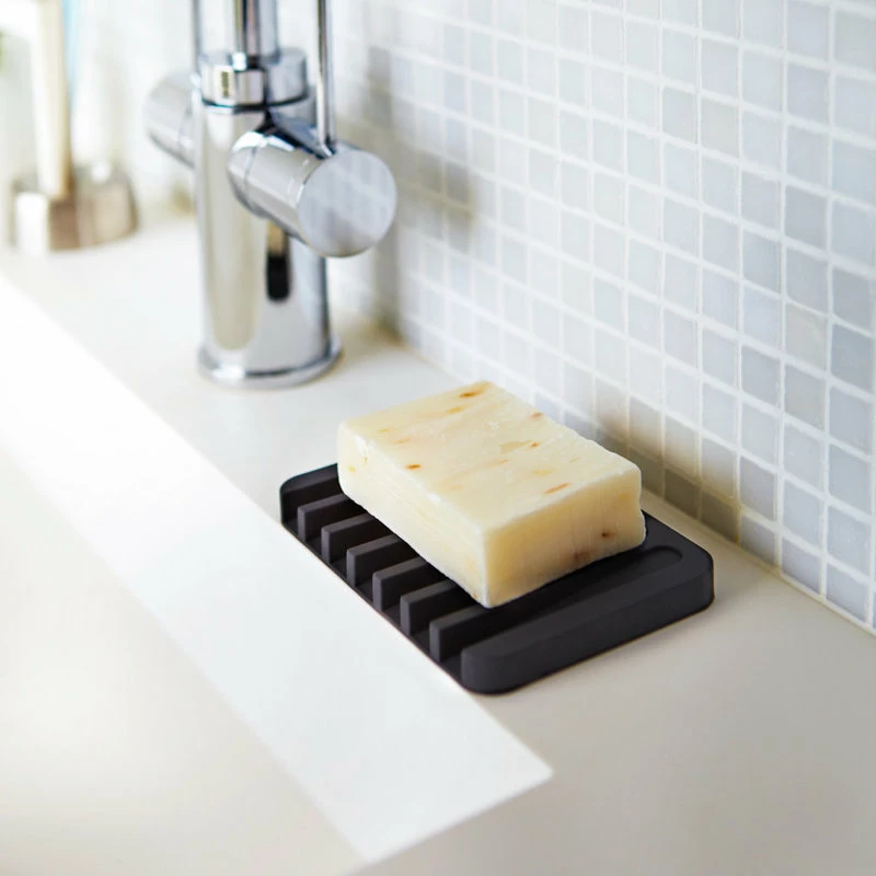 New ๐ Yamazaki Home Self-Draining Soap Tray, Silicone, Black ๐ - Image 2